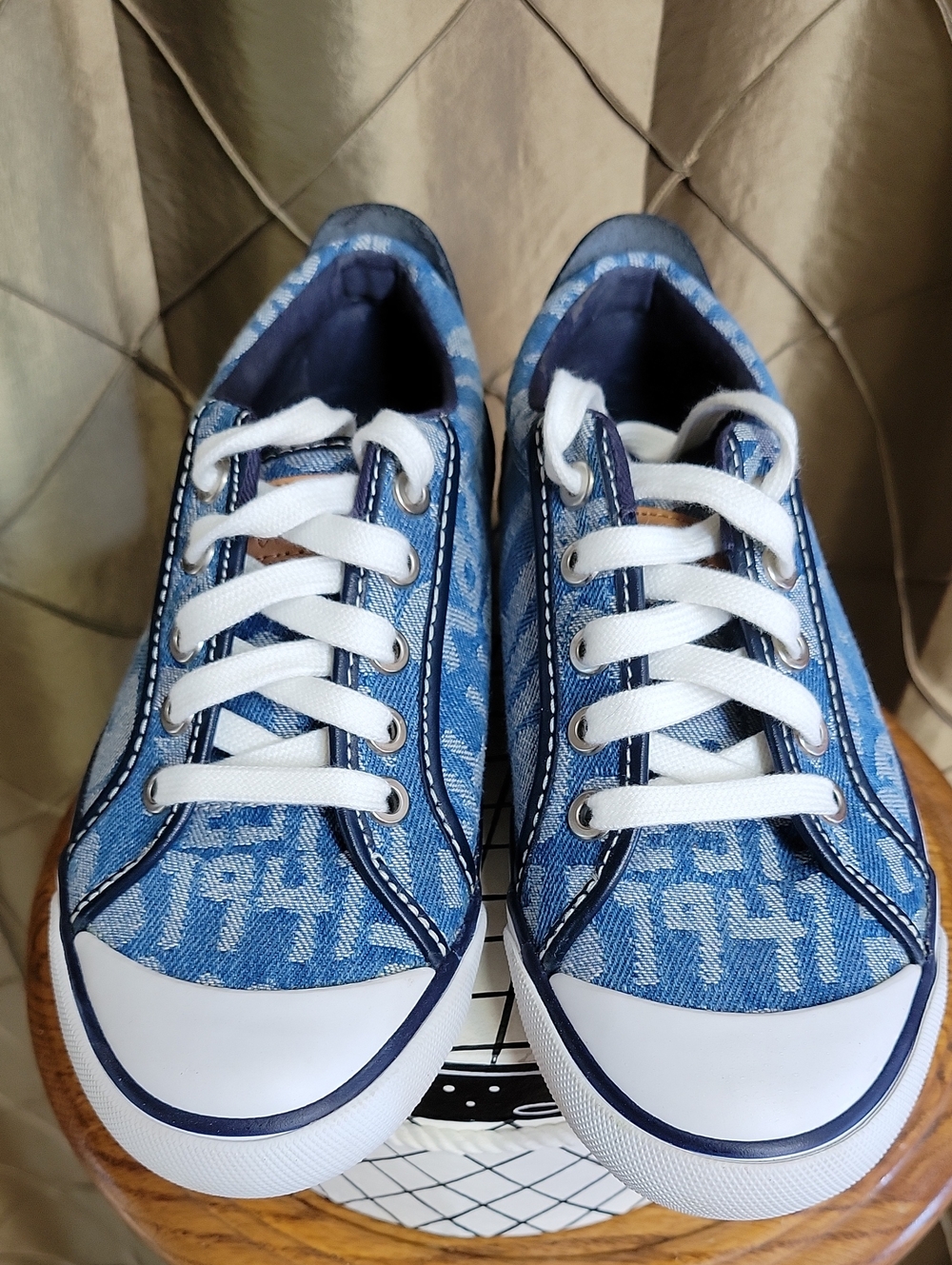 EUC-Coach 'Poppy Barrett' Canvas & Leather Lace-up Sneaker
